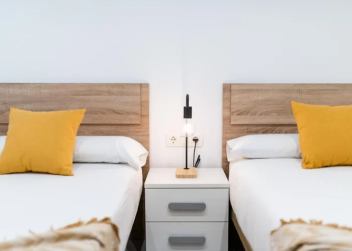 Wekey Homes Granada, Elvira Suites Centro