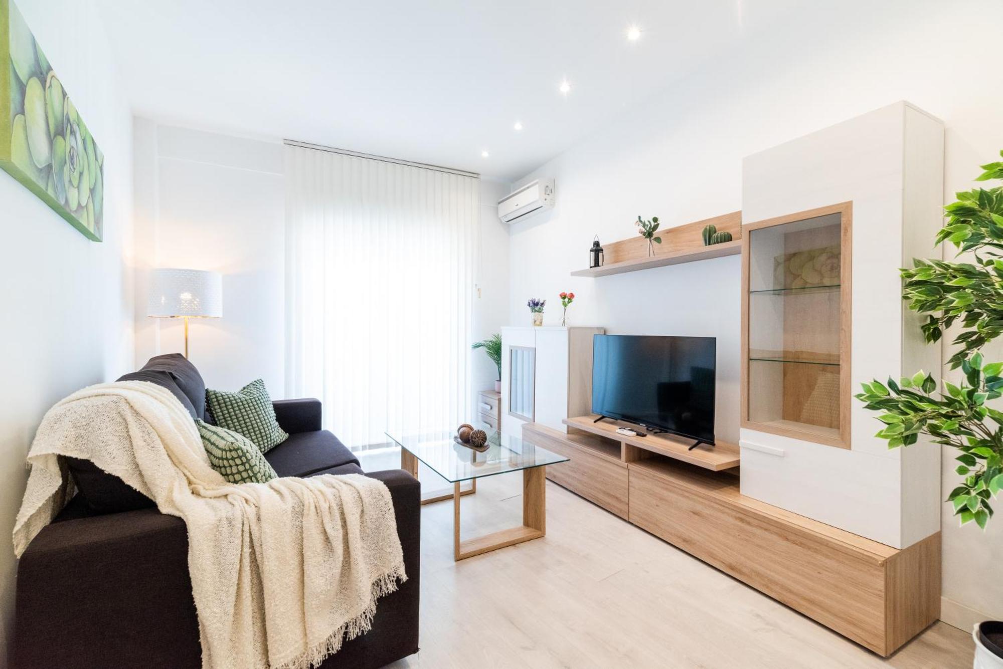 Wekey Homes Granada, Elvira Centro Apartment *