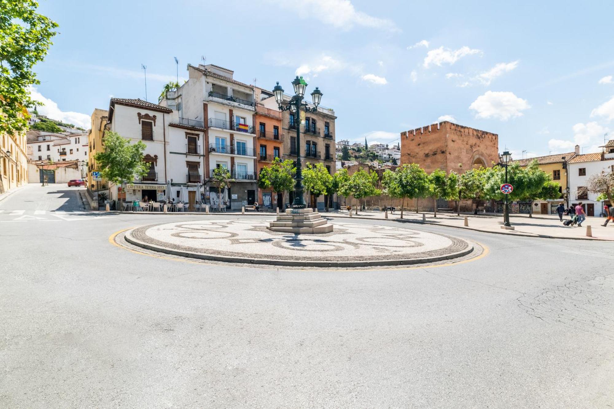 Wekey Homes Granada, Elvira Centro Apartment *